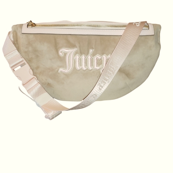 JUICY COUTURE Cafe/Powder Blush Queen of Everything Fanny Bag - Picture 1 of 11